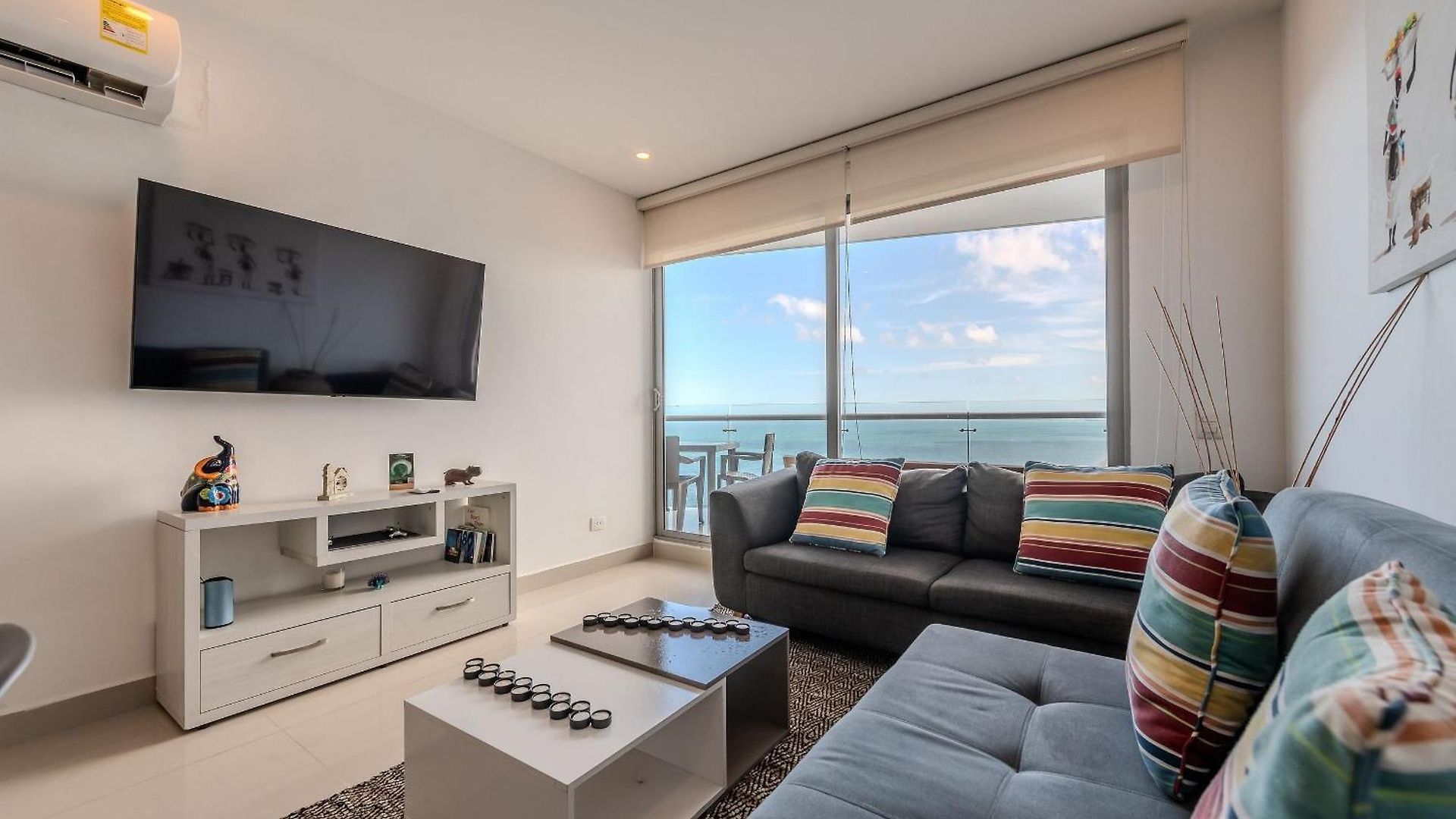 Apartment Piso 24 Vista Al Mar 2br