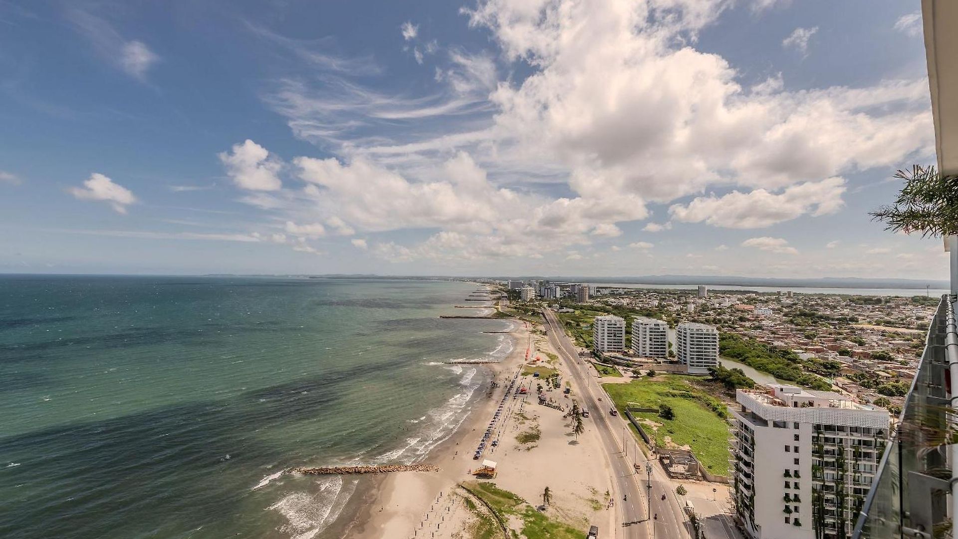 Piso 24 Vista Al Mar 2br Apartment *